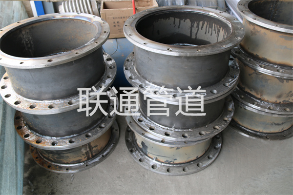 无约束补偿器